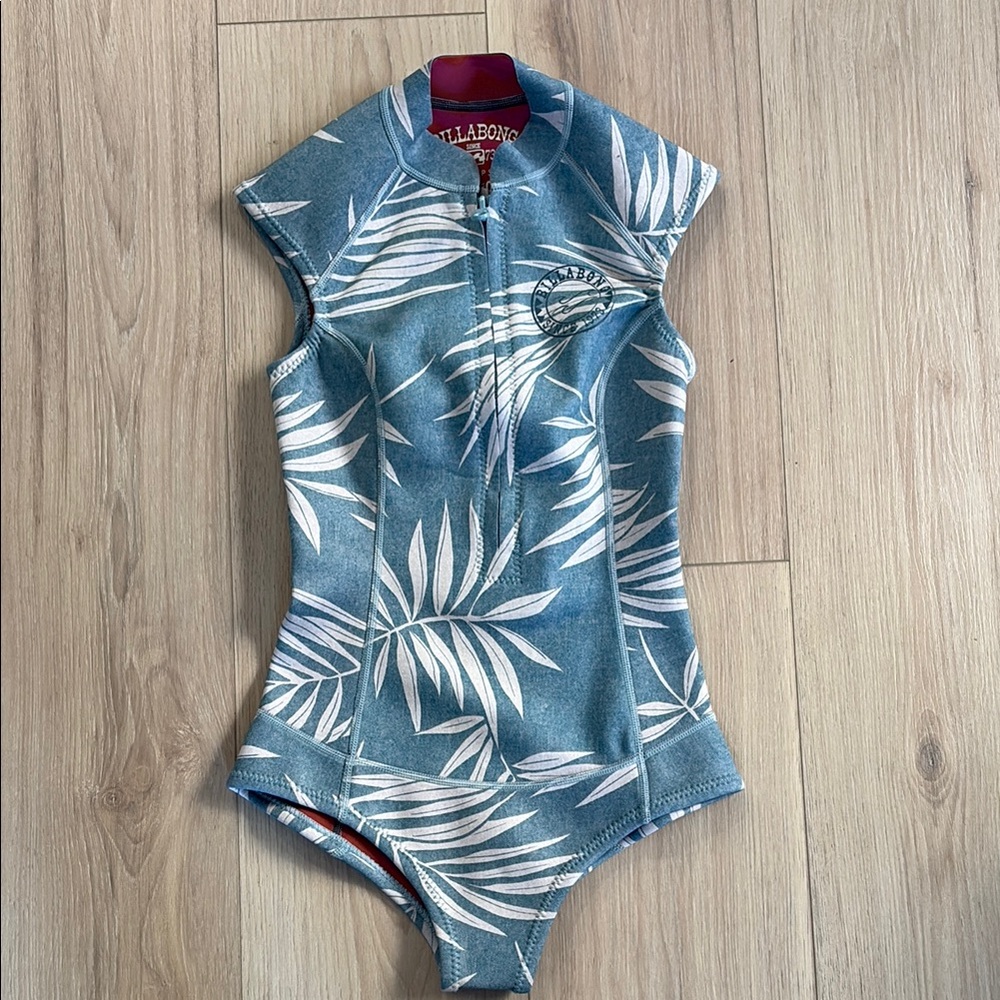 Billabong Spring Suit